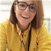 Docente di scuola superiore, 32enne, laureata in Biologia Applicata e dottorata in Scienze Ambientali